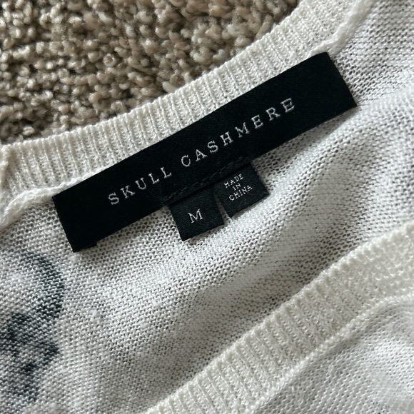 SKULL CASHMERE size M 100% linen Skull Print V Neck Sweater - Picture 4 of 6